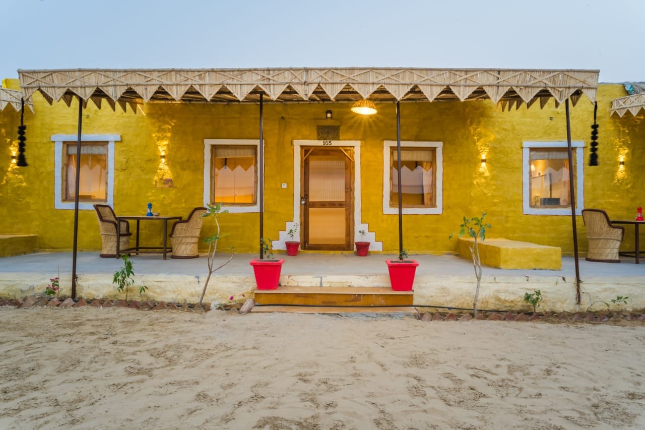 Restaurant for lunch between Jaisalmer and Sam