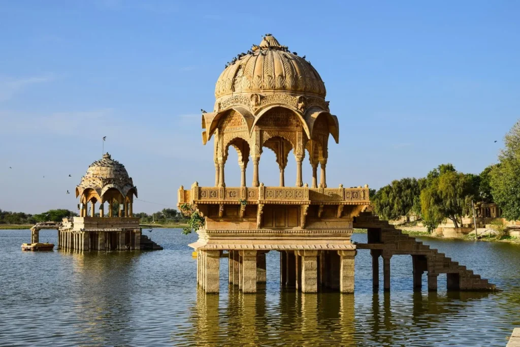 gadisar lake jaisalmer