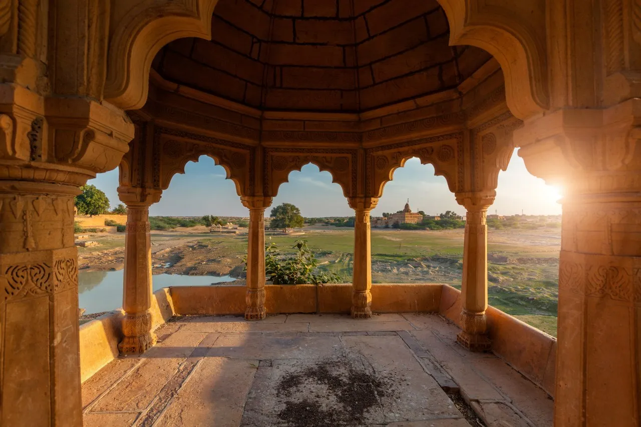 Book Jaisalmer tour package with hotel and desert camp