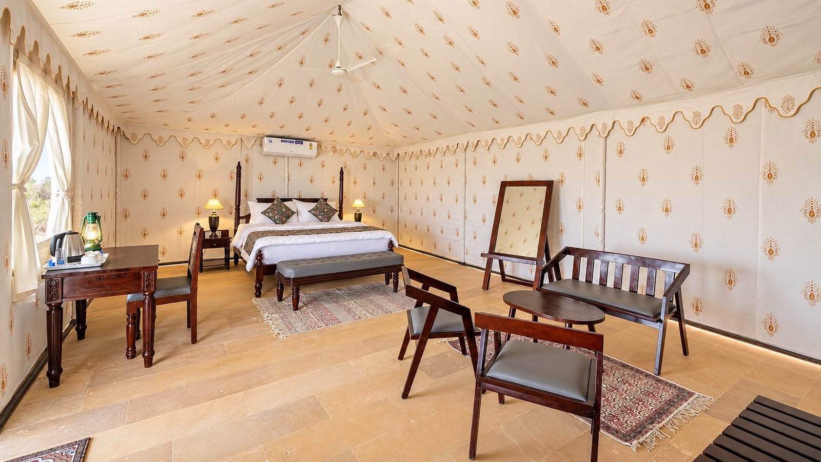 Value desert camp in Jaisalmer
