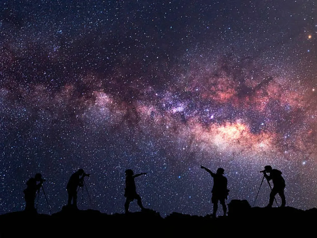 Telescope and stars during Jaisalmer astronomy experience